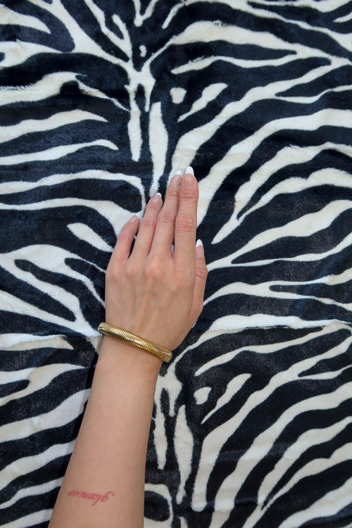 ORO SOLO BANGLE