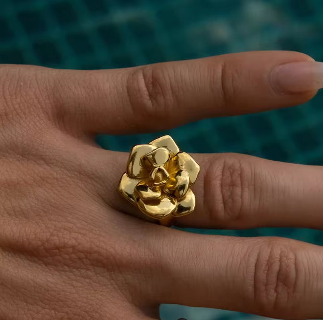 BLOSSOM RING